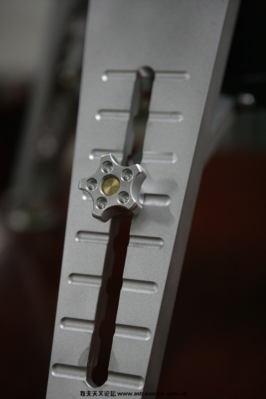 2ADM8806.jpg