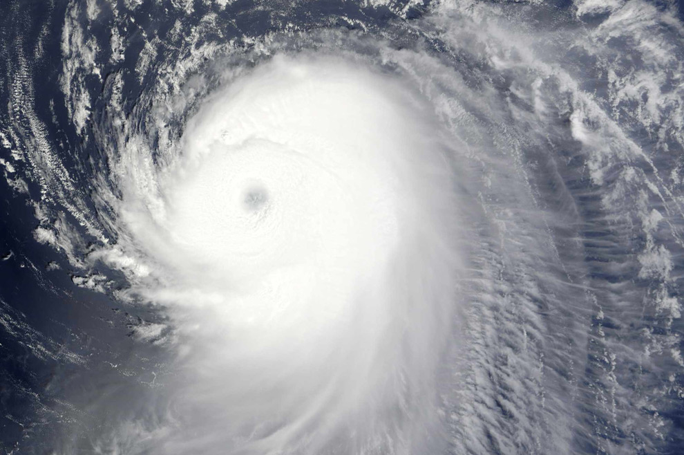 8_3Hurricane_pictures_from_space.jpg