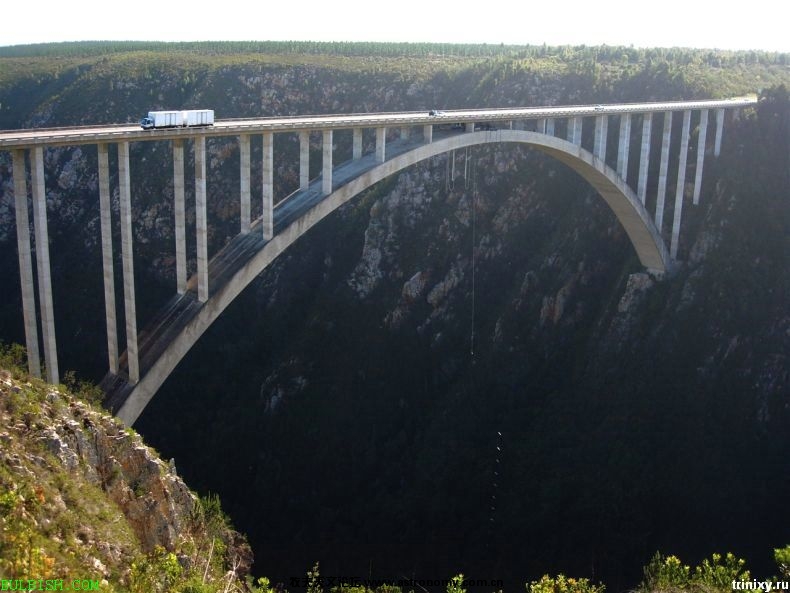 15_10best_places_for_bungee_jumping_.jpg