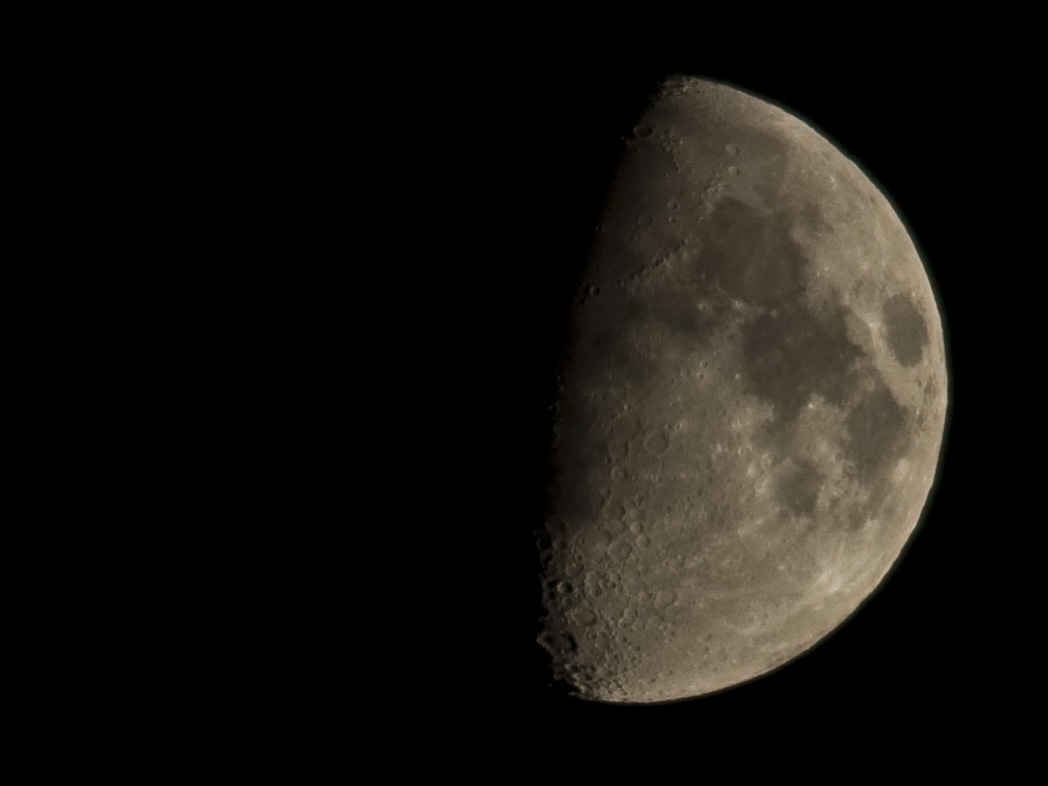 CRW_3734月球27.JPG