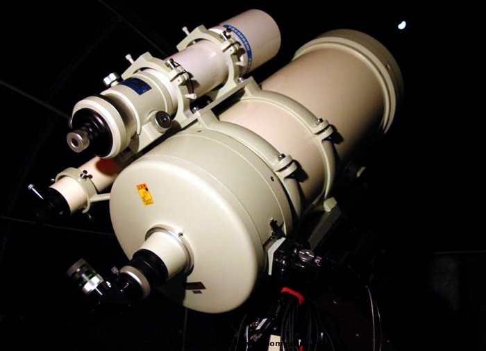 07.59997880.observatory005.jpg