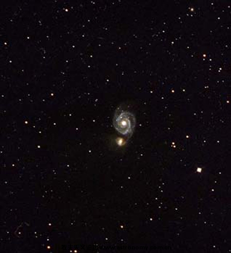 11.M51b La galaxie M51, 50mn de pose avec un TAKAHASHI CN 212.jpg