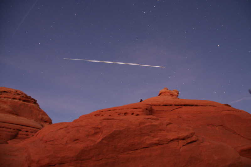 Ernie-Mross-ISS-shuttle-flyby2_1259211766.jpg