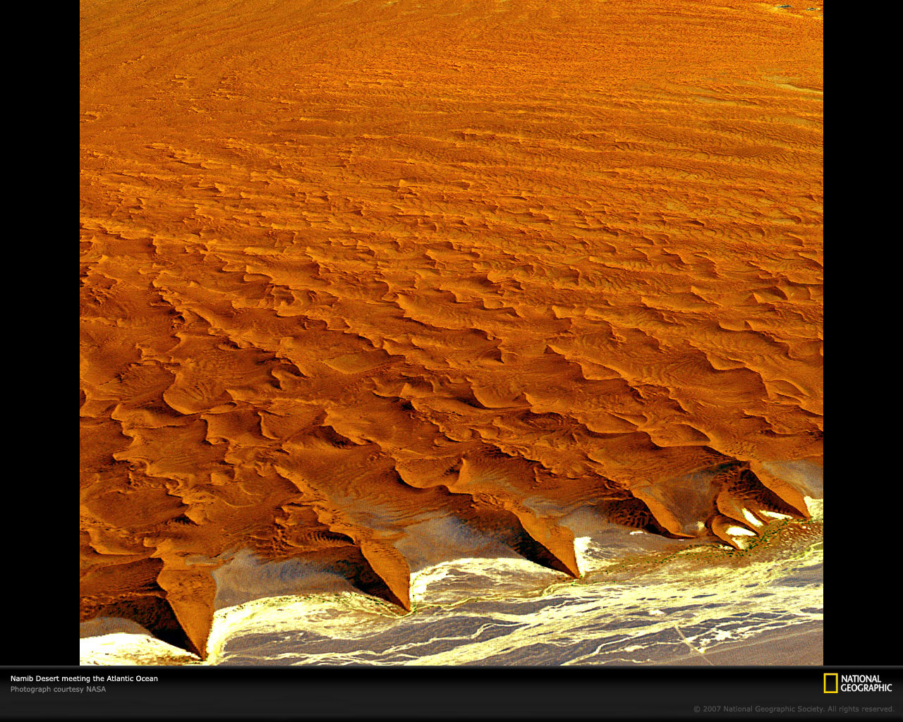 namib-desert-dunes-16328-xl.jpg