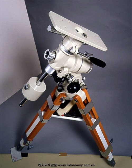 05.P-2S+equatorial+mount+1986.jpg