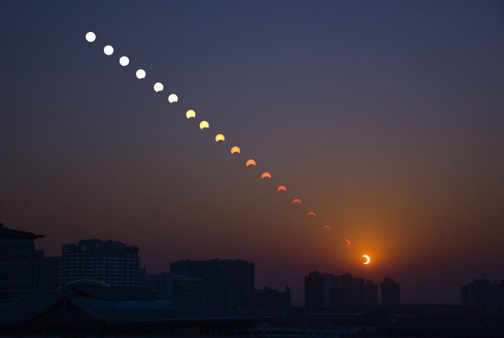 solar eclipse副本1.jpg