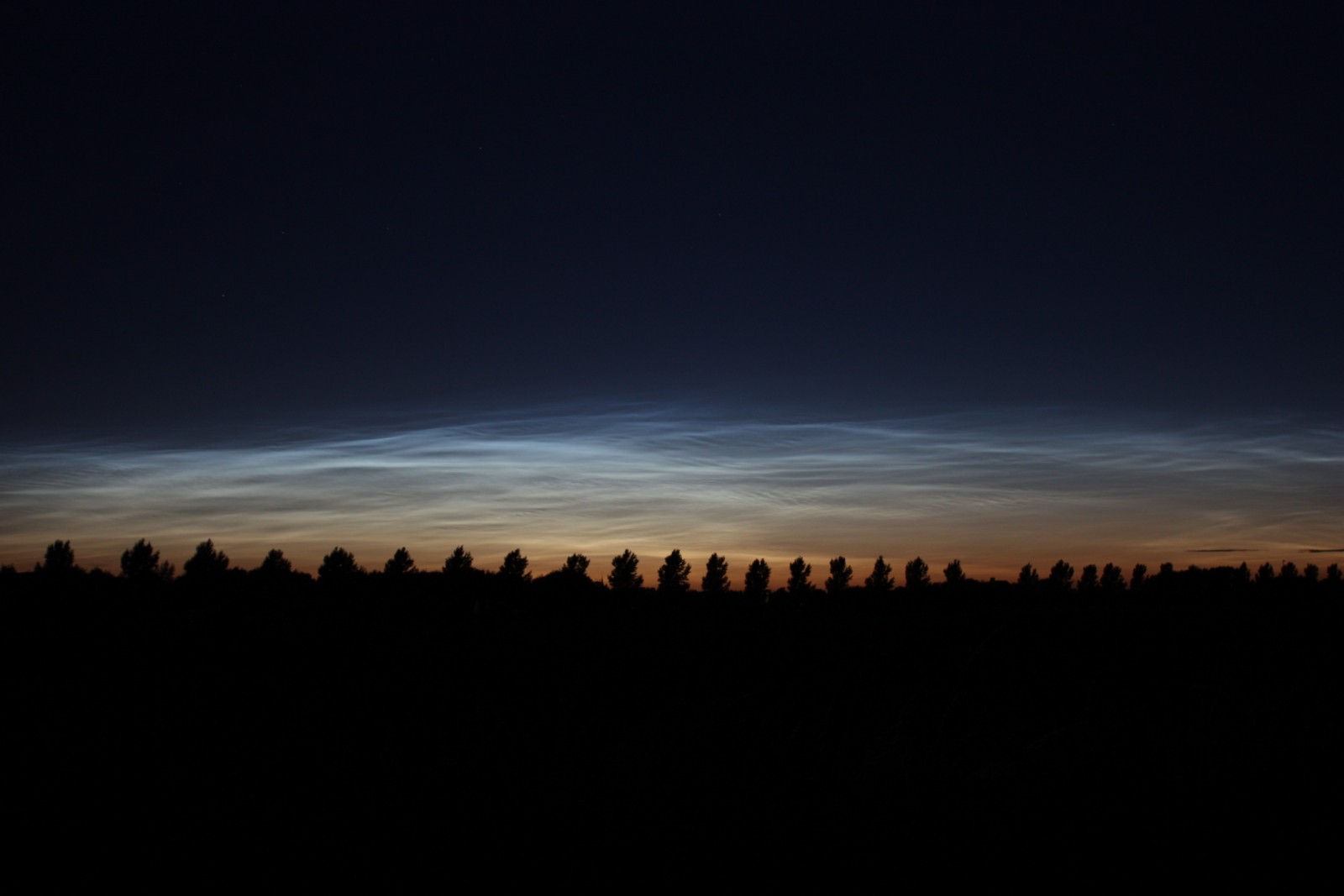 Edwin-van-Schijndel-noctilucent-clouds2--7-13-08_1216059364 [1600x1200].jpg