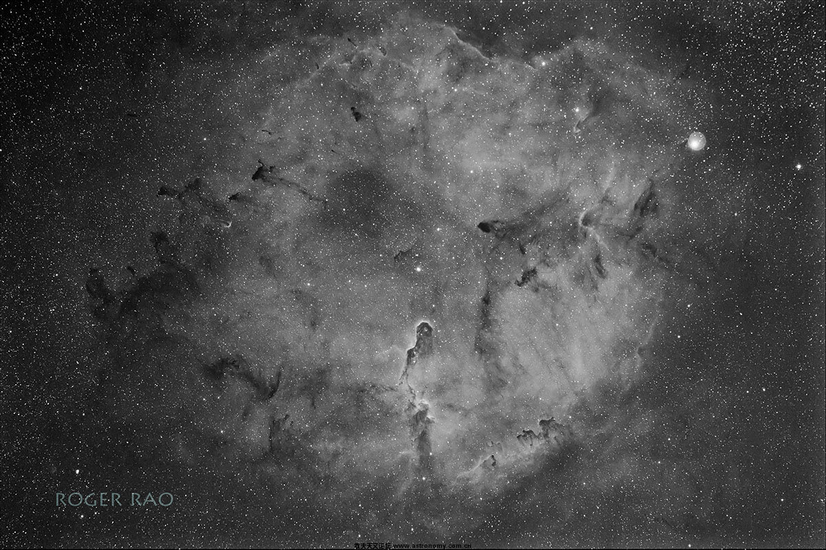 20100703-ic1396-ha-1200.jpg