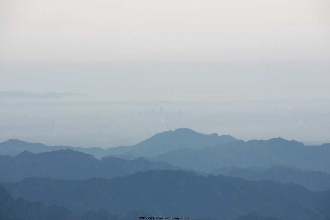 国贸三期 大裤衩 感觉北京城被毒雾缭绕