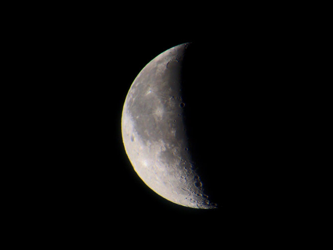 20107.06夜里的月亮