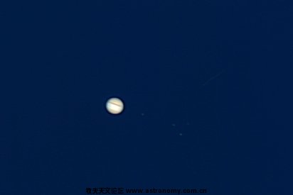 卫星的排列