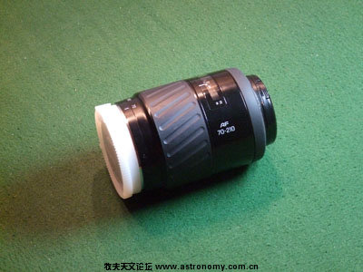 70-210镜头（带遮光罩）
