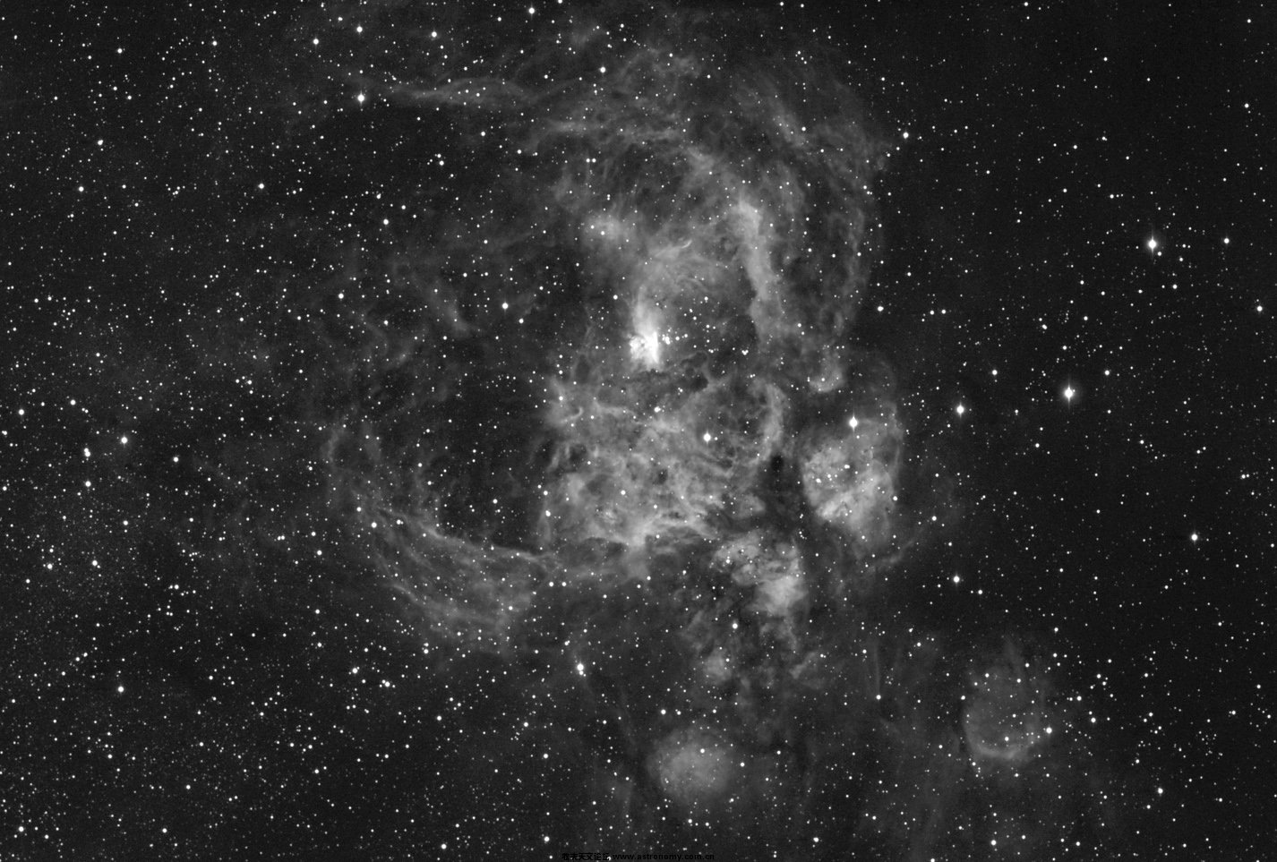 ngc6357_FSQ_halpha_l.jpg