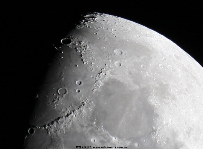 08. 100ED拍的月亮- 原图局部.jpg