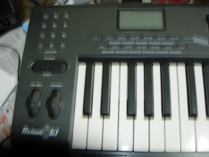AXIOM61