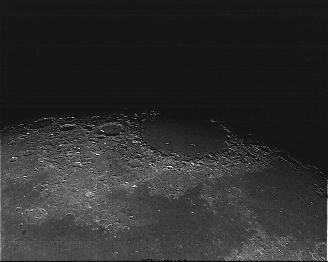 月球-危海地区.jpg