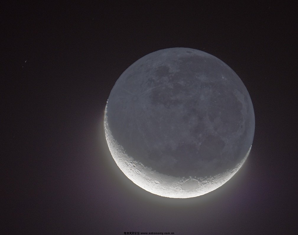 newmoonhdr_438.jpg