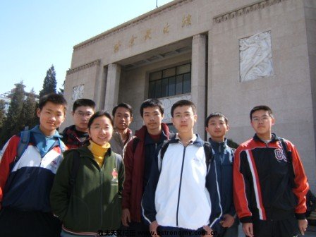 06年三月到北京天文馆参加天文奥赛，这批学生大部分07年参加高考，今年大学毕业。 ... ... ...