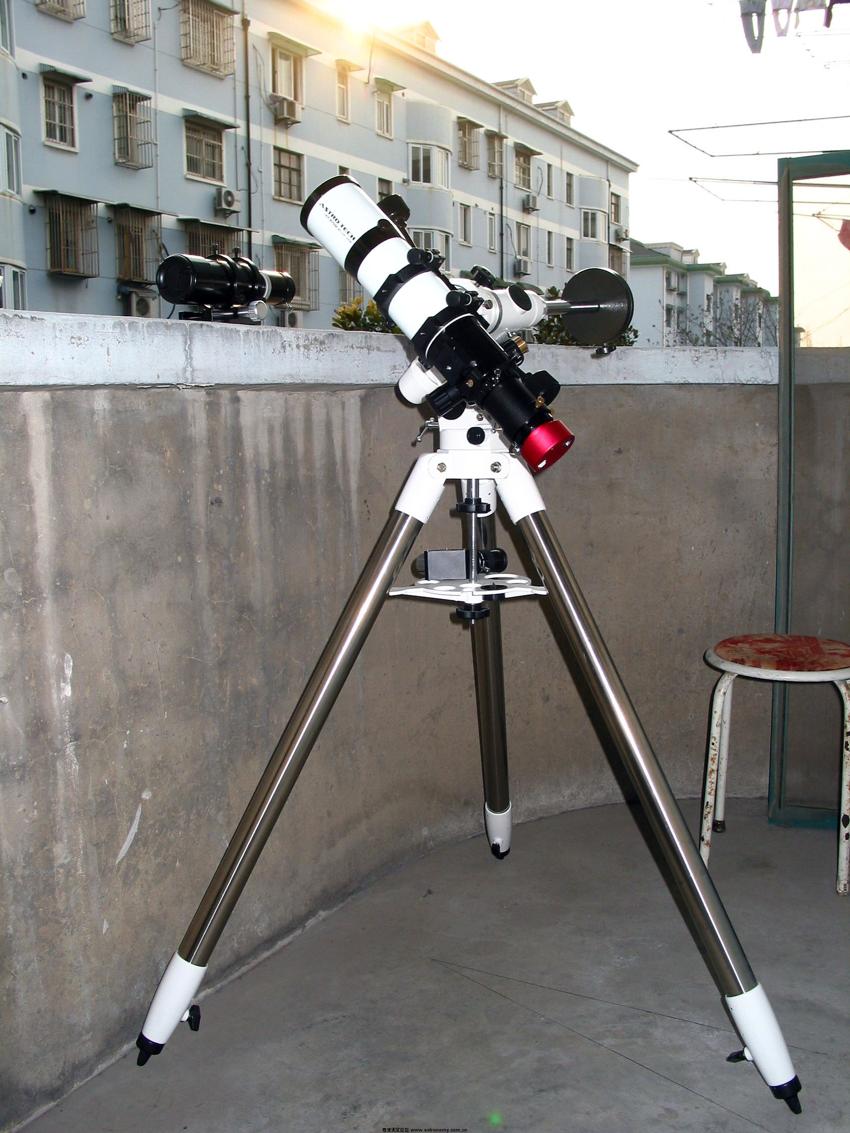 telescope1.jpg