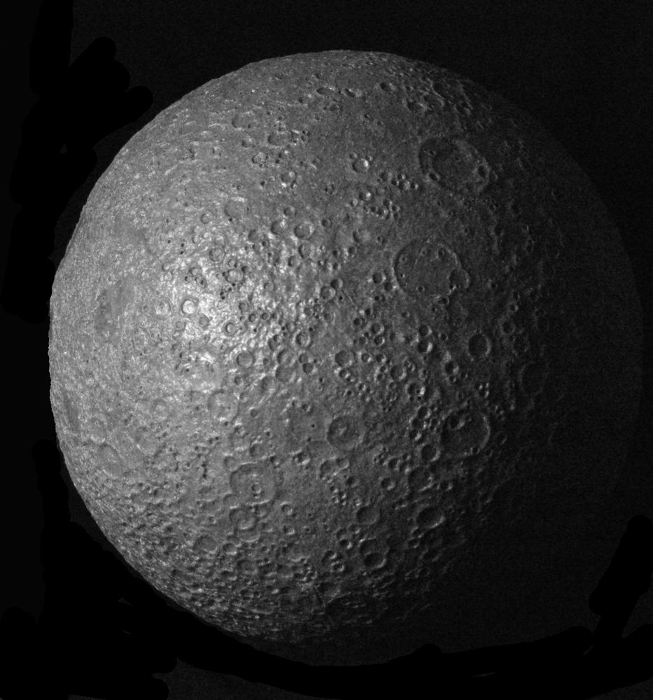 8 moon模型黑白照.jpg