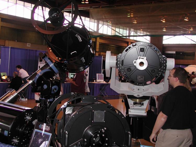 2010 NEAF 4 Scopes Large.jpg