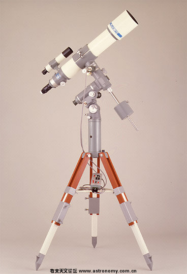 FC100E f8 refractor 1981.jpg