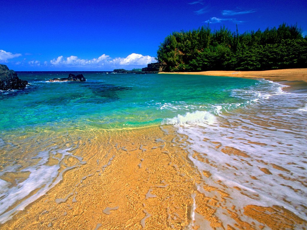 Lumahai Beach Kauai Hawaii.jpg