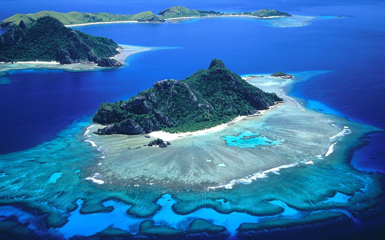 Monukiri and Monu Islands Fiji.jpg