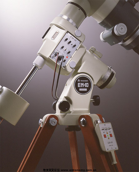 EM10 equatorial mount 1987.jpg