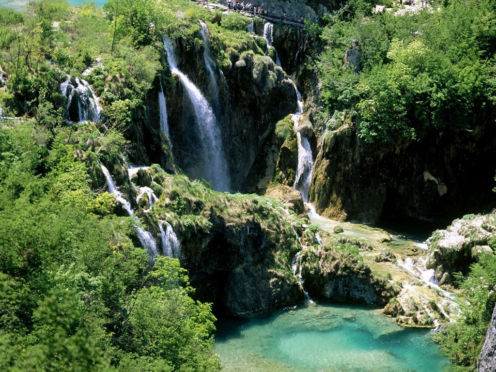 Plitvice Lakes National Park Croatia 1.jpg