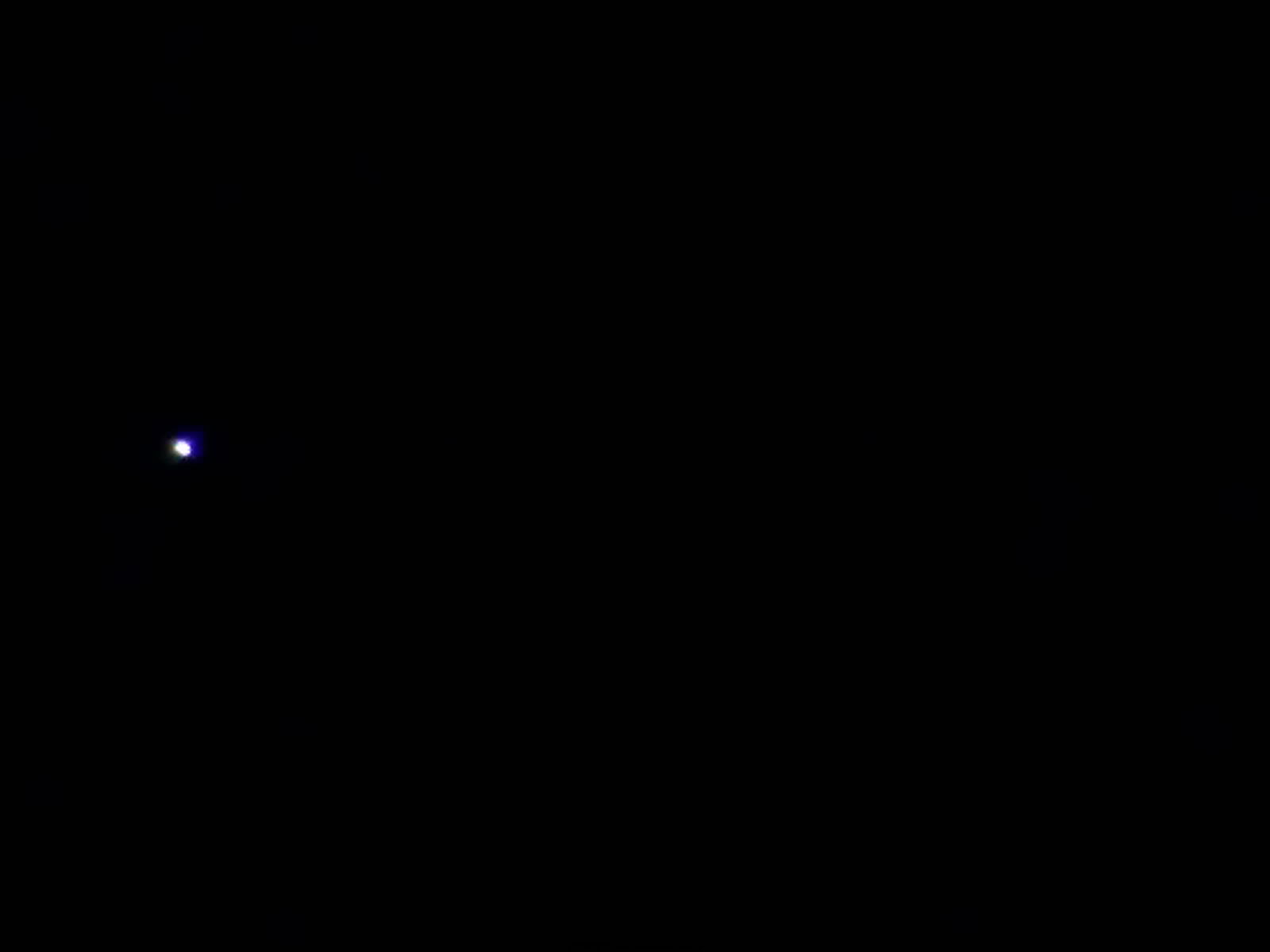 这颗星挺亮的，但忘了是哪颗了