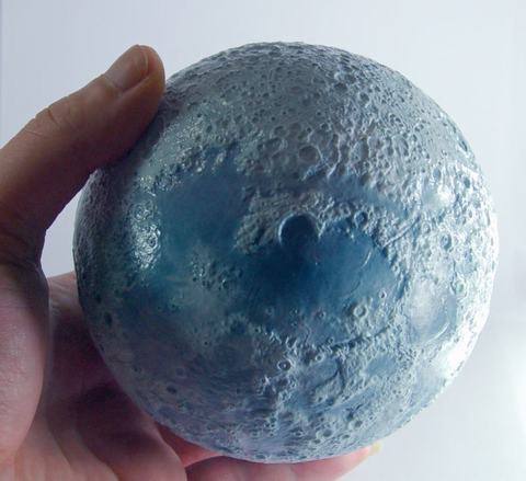 10-蓝色月球 直径11CM.jpg