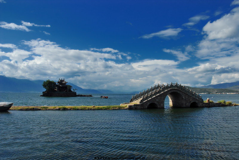 云南大理洱海小普陀（1900米）