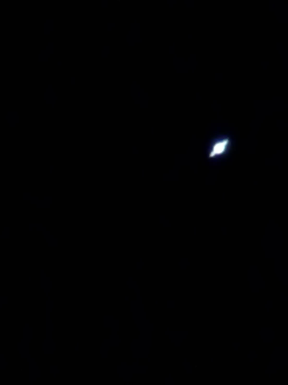 土星.jpg