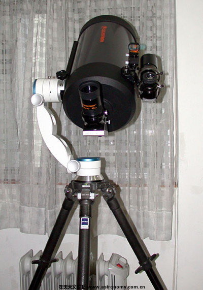C8 Voyager Gitzo.jpg