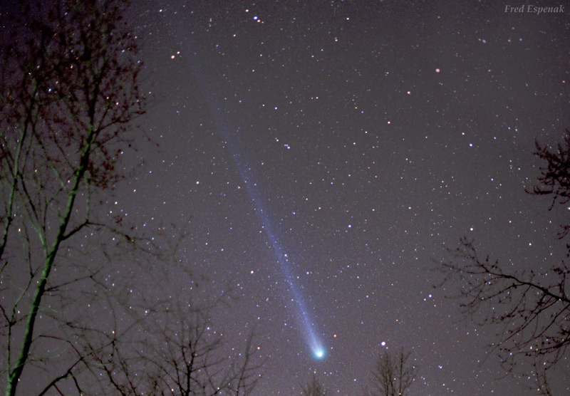 96年最大的彗星.jpg
