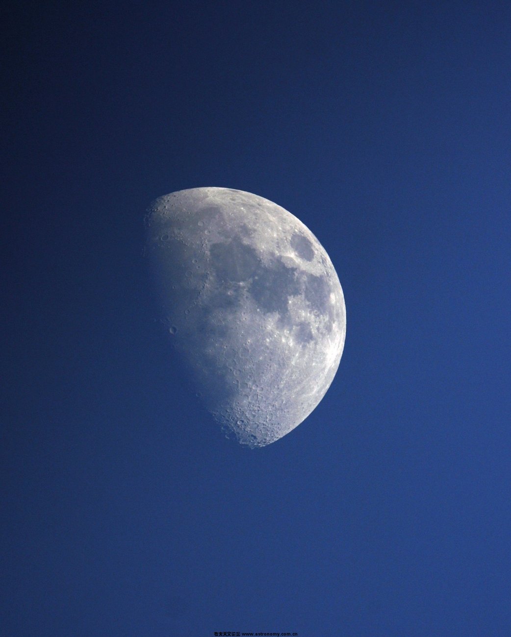 蓝天银月_1042.jpg