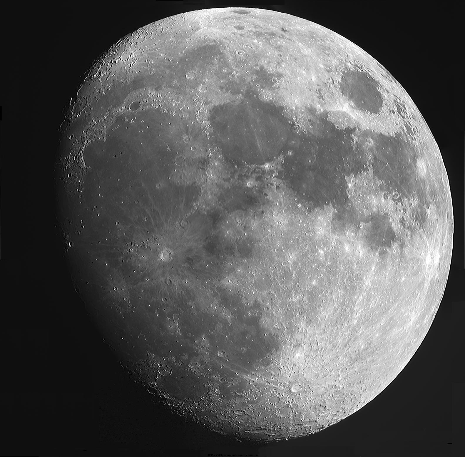 Moon_FULL_20110514.jpg