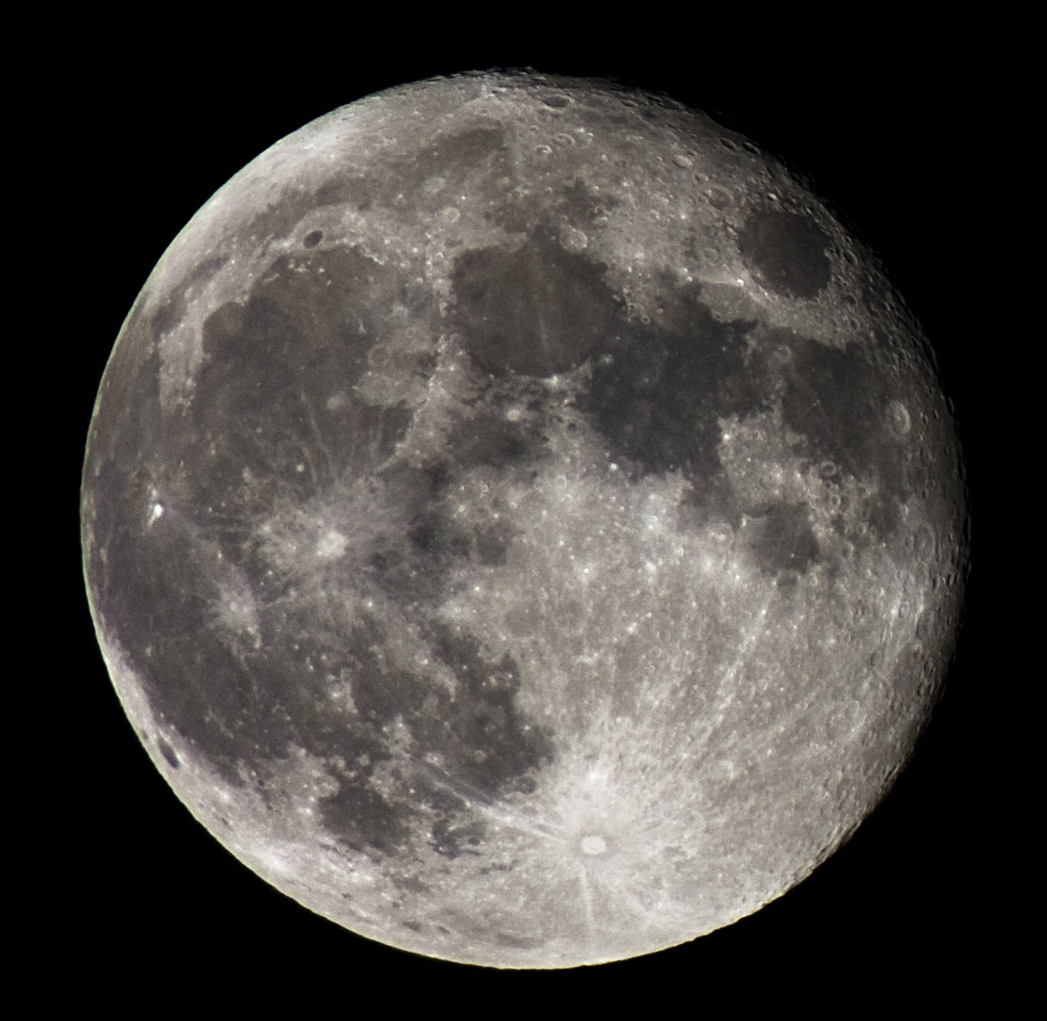 moon.jpg