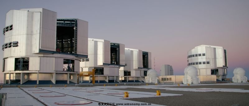 800px-Paranal_platform[1].jpg