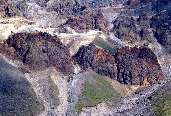 长白山火山群3.jpg