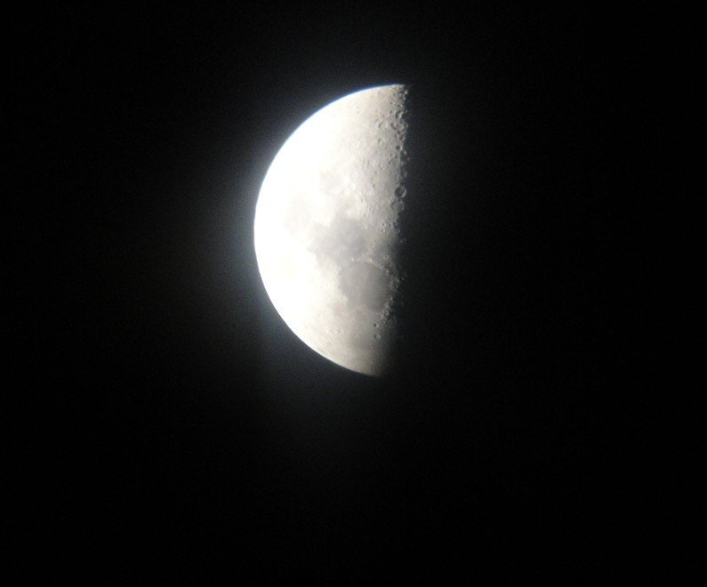 月亮2.jpg