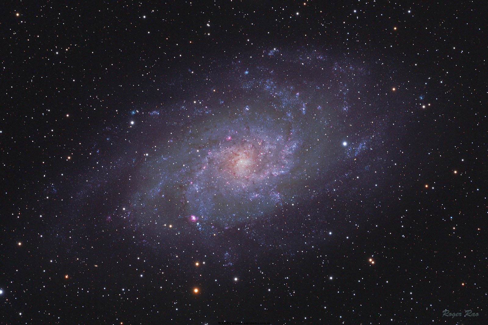 m33 三角座星系