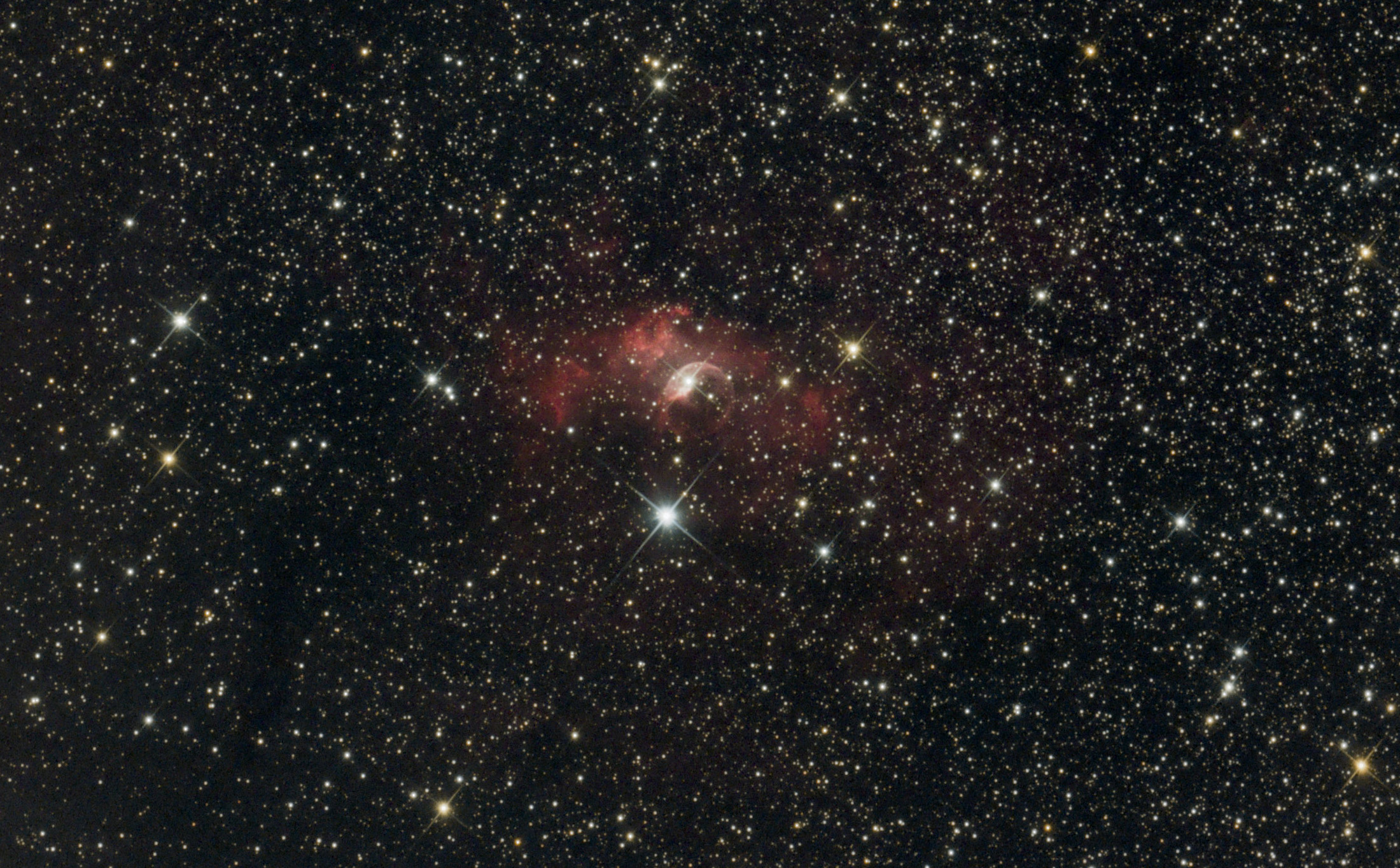 气泡星云ngc7635图片