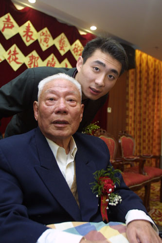 我国著名表演艺术家郭振清因病逝世,沉痛悼念!(图)